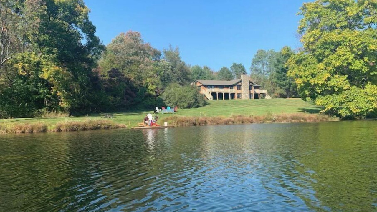 Photo of Others in Hollowville
