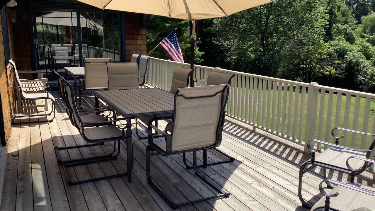 Photo of Others in Hollowville
