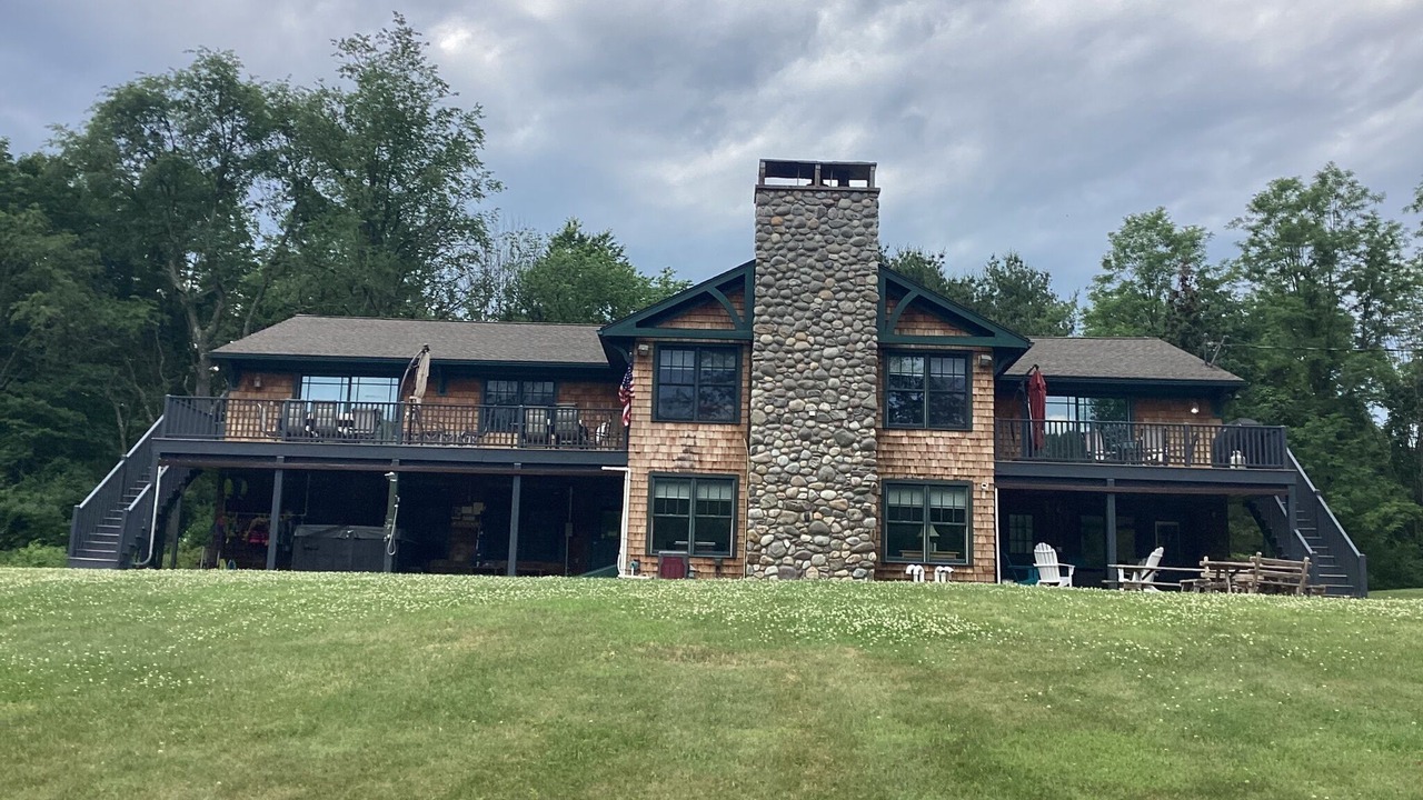 Photo of Outdoor in Hollowville