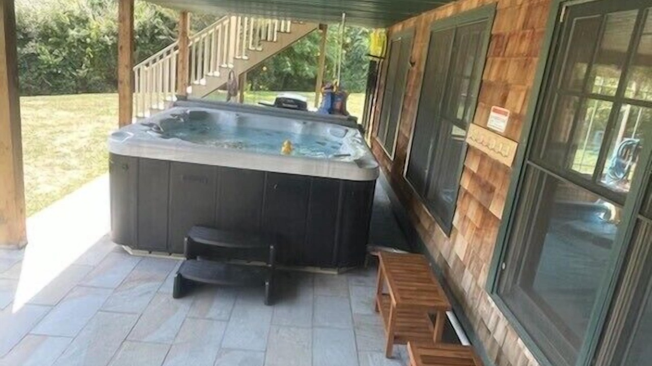 Photo of Outdoor in Hollowville