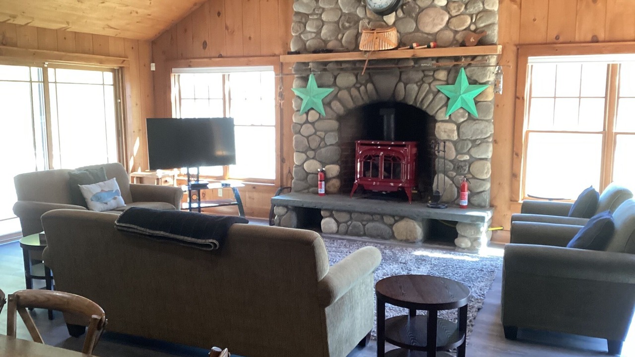 Photo of Bedroom in Hollowville