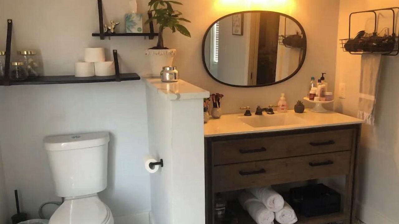 Photo of Bathroom in Pontiac