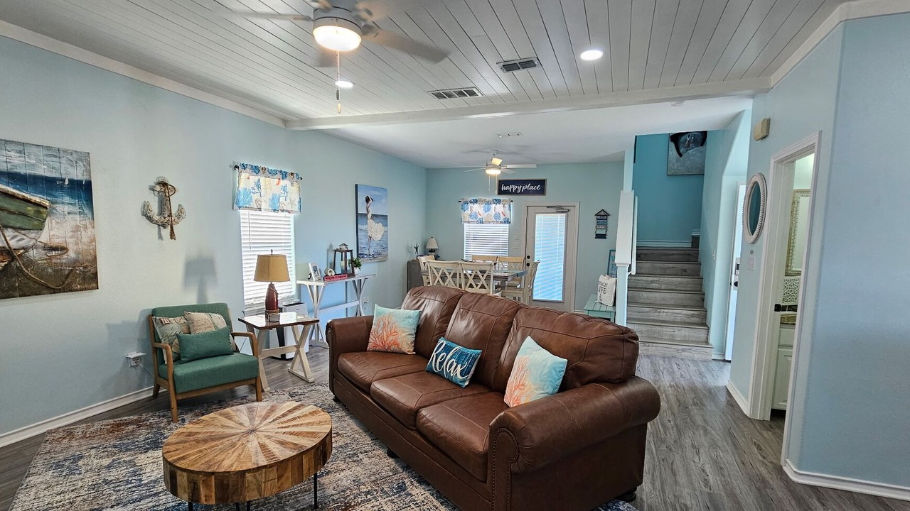 Photo of Livingroom in Bella Vista