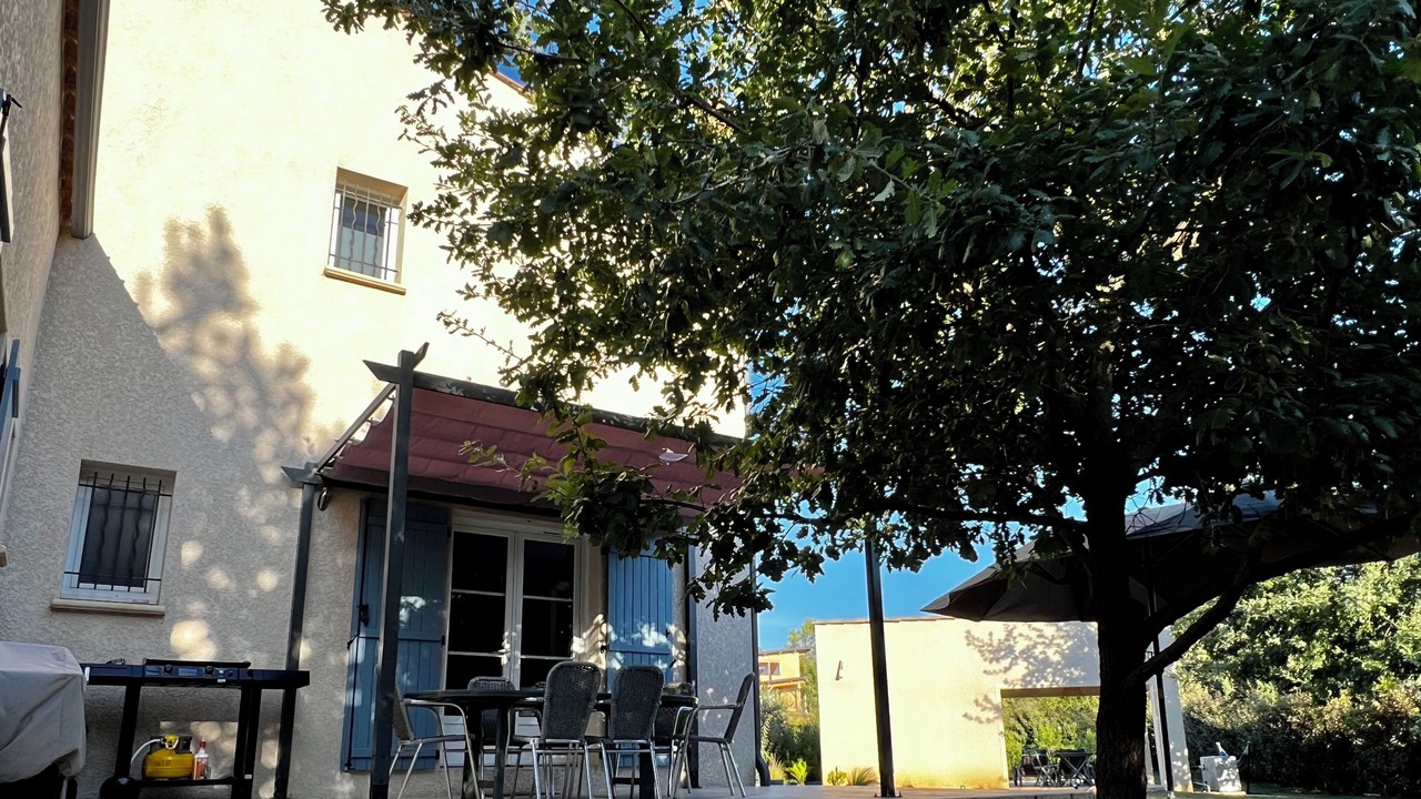 Photo of Outdoor in Saint-Victor-des-Oules
