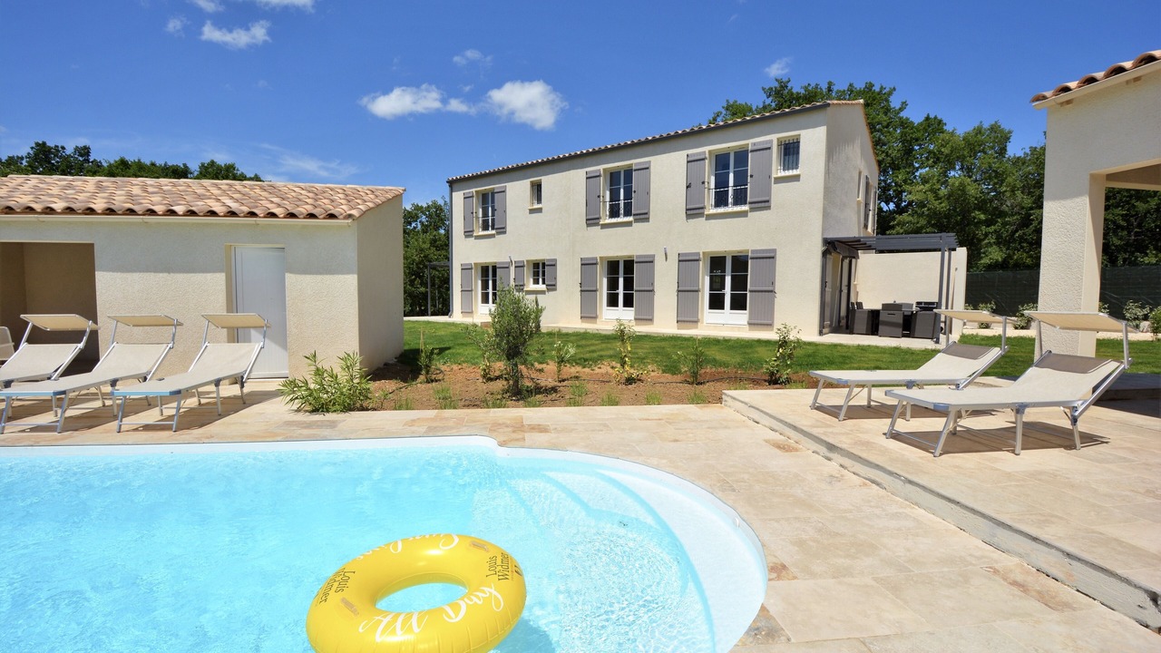 Photo of Outdoor in Saint-Victor-des-Oules