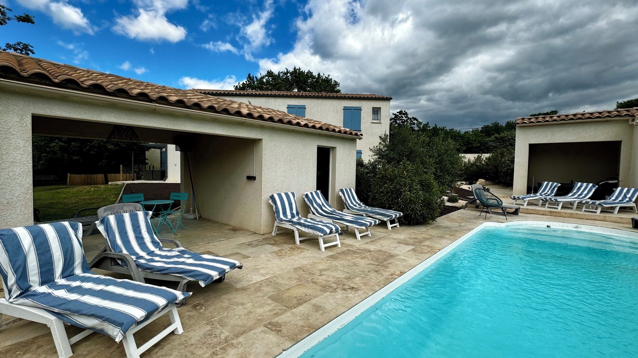 Photo of Outdoor in Saint-Victor-des-Oules