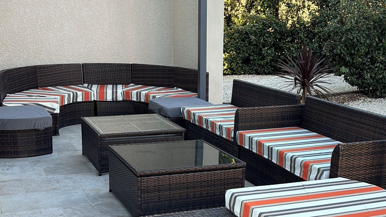 Photo of Patio Balcony in Saint-Victor-des-Oules