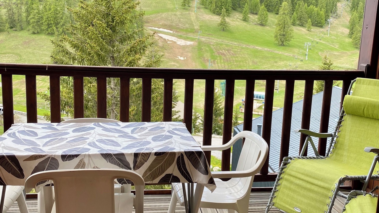 Photo of Outdoor in Peone