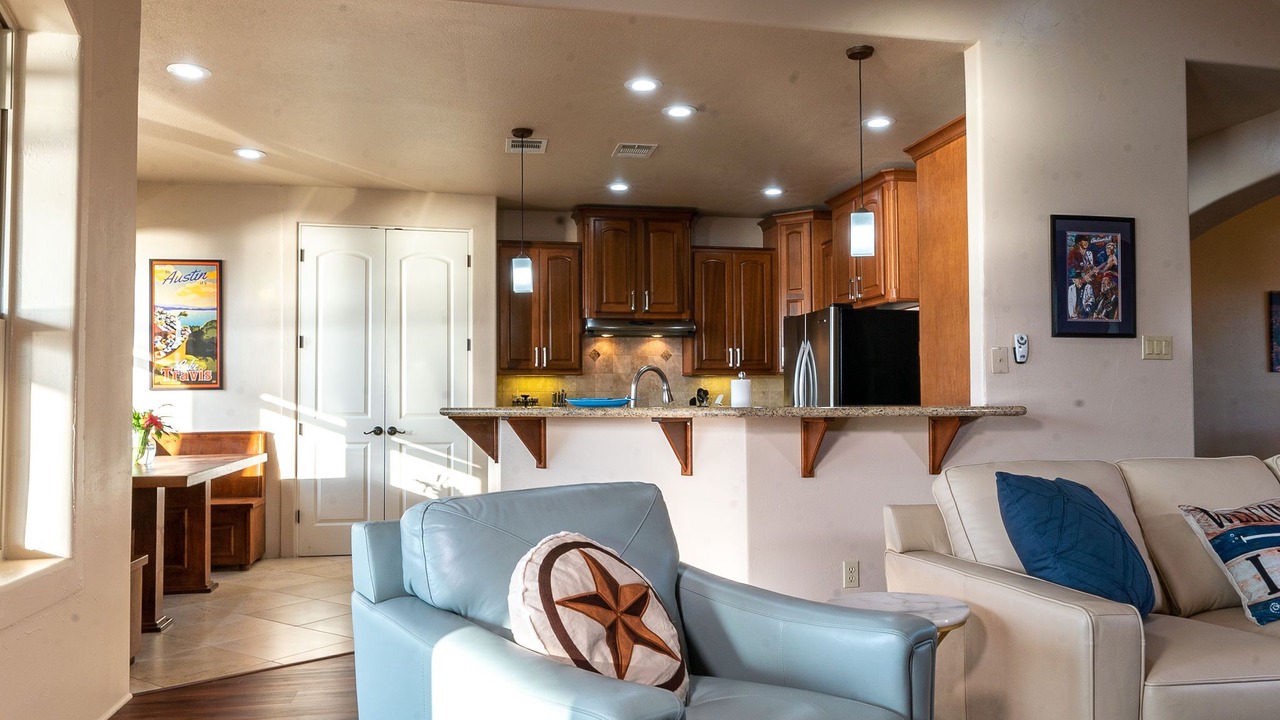 Photo of Bedroom in Brooks Hollow