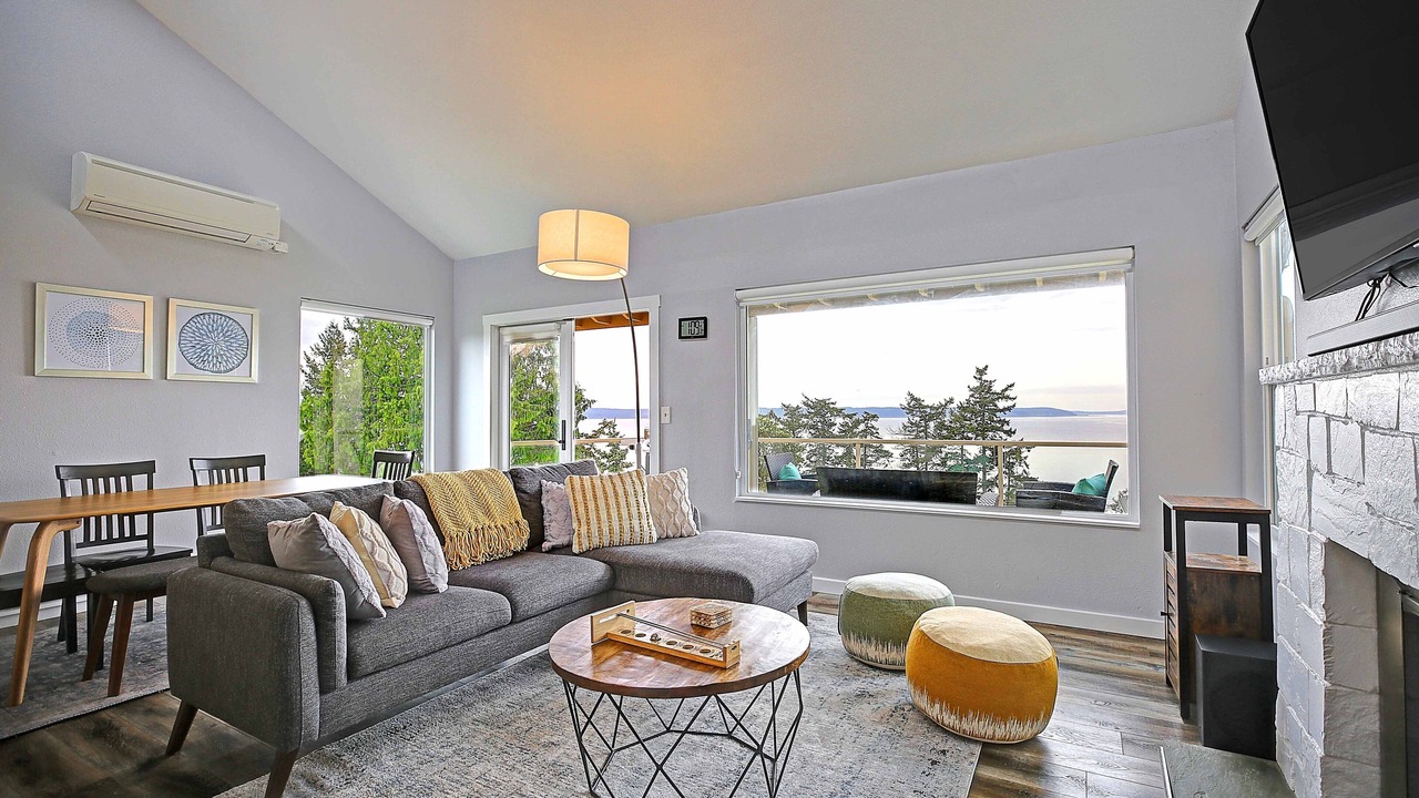 Photo of Livingroom in Camano Island