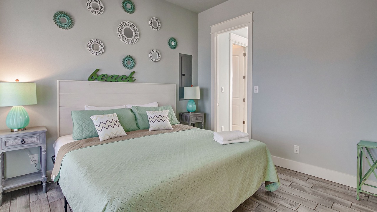 Photo of Bedroom in Crystal Beach