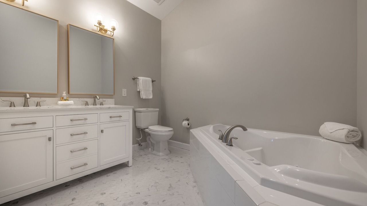 Photo of Bathroom in Innsbrook