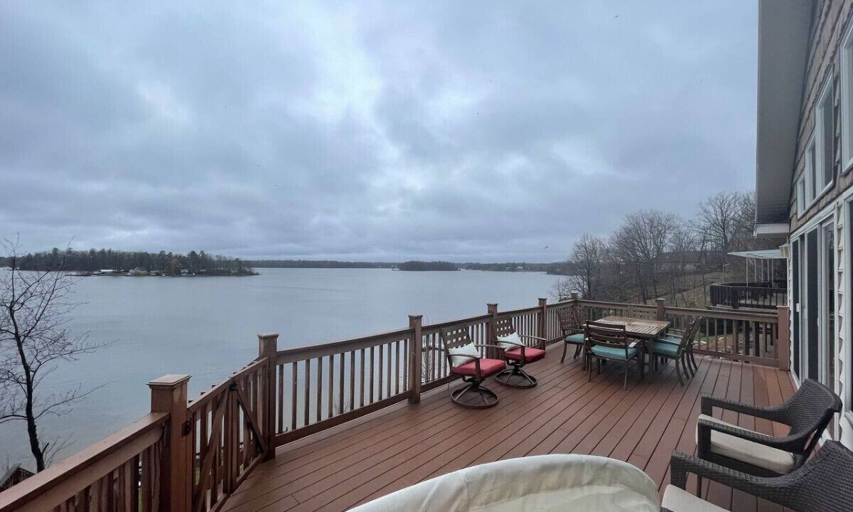 Photo of Outdoor in Hale