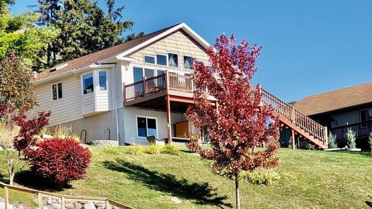 Photo of Outdoor in Hale