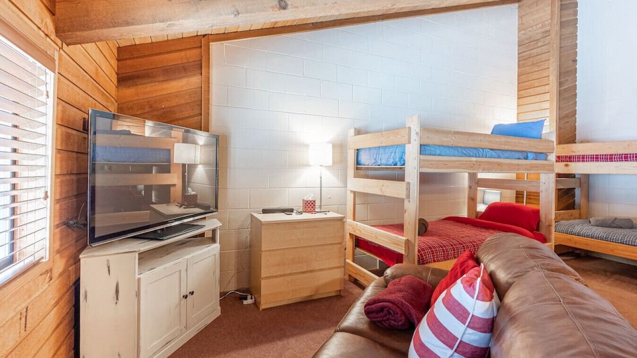 Photo of Bedroom in Government Camp