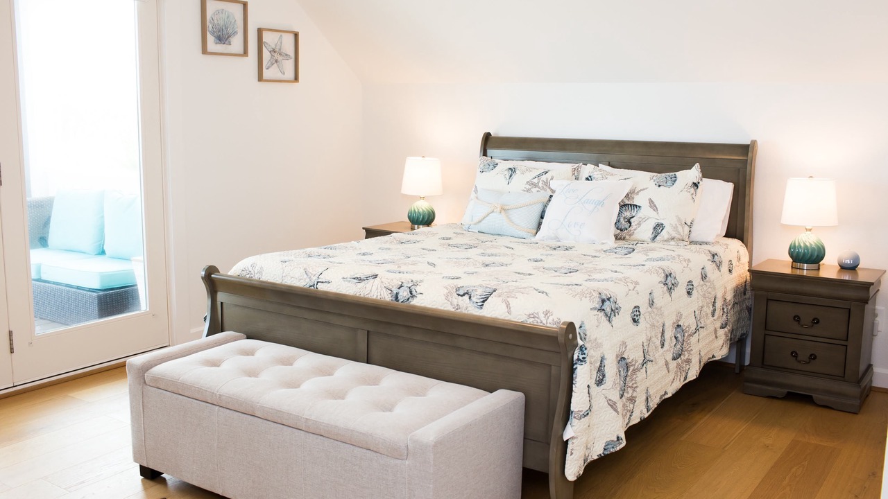 Photo of Bedroom in Pirates Beach
