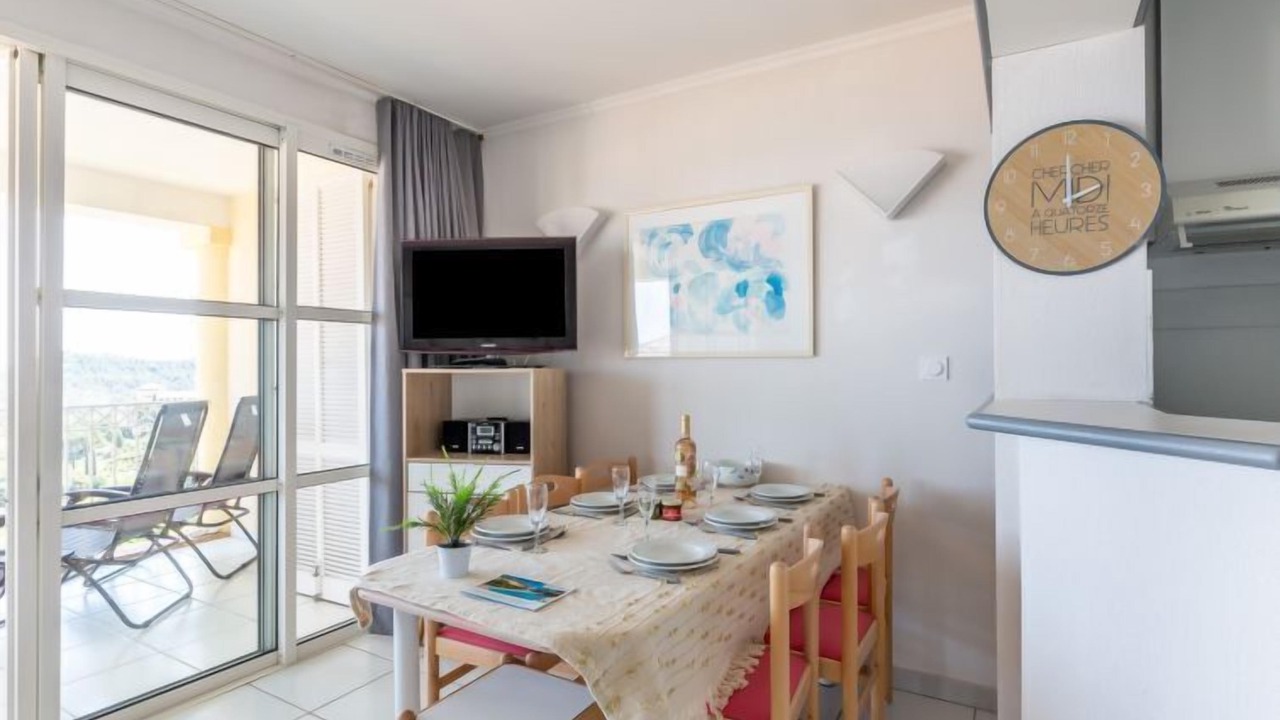 Photo of Bedroom in Cap Esterel