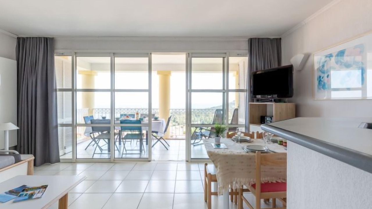 Photo of Bedroom in Cap Esterel
