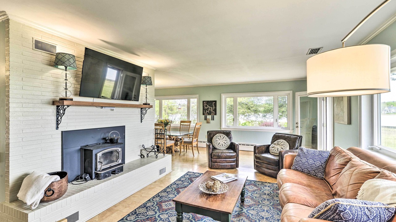 Photo of Bedroom in Davis Wharf
