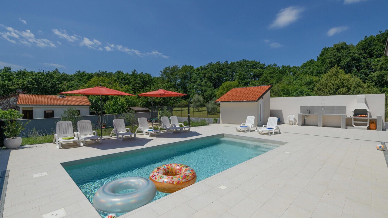 Photo of Outdoor in Divsici
