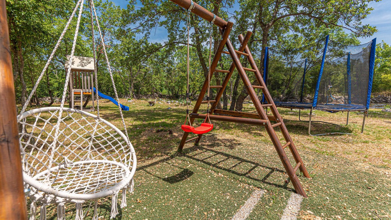 Photo of Outdoor in Oklaj
