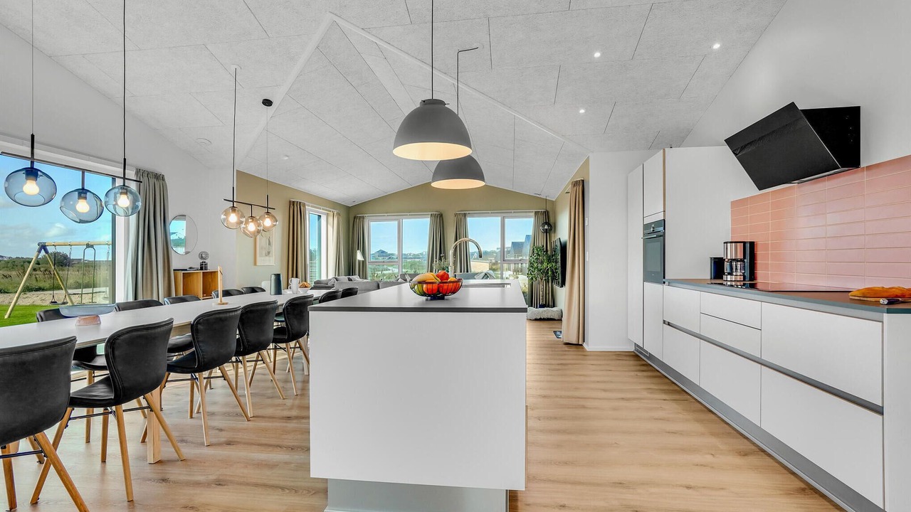 Photo of Others in Lokken