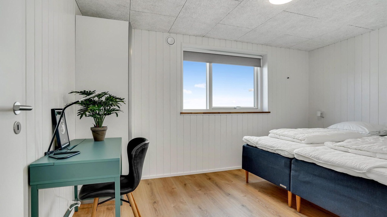 Photo of Others in Lokken