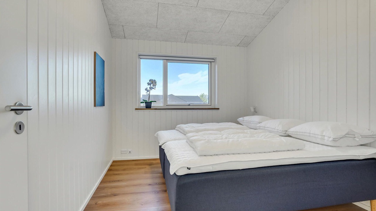 Photo of Others in Lokken