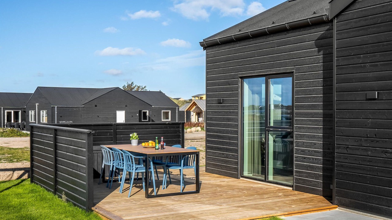 Photo of Others in Lokken