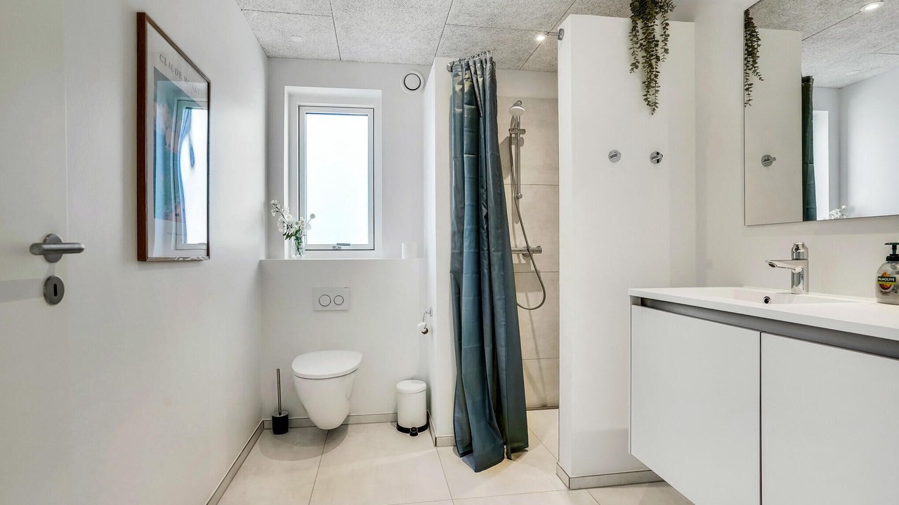 Photo of Bathroom in Lokken