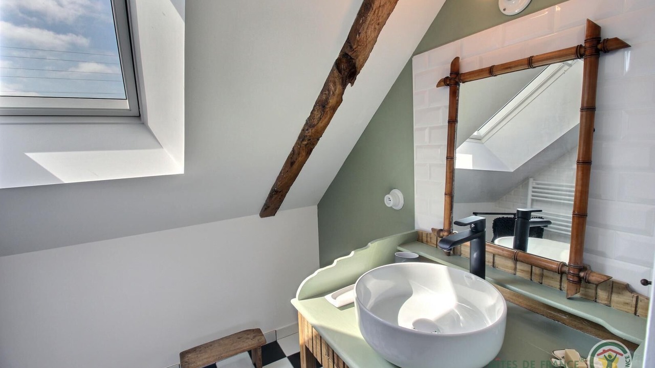 Photo of Bathroom in Lehon