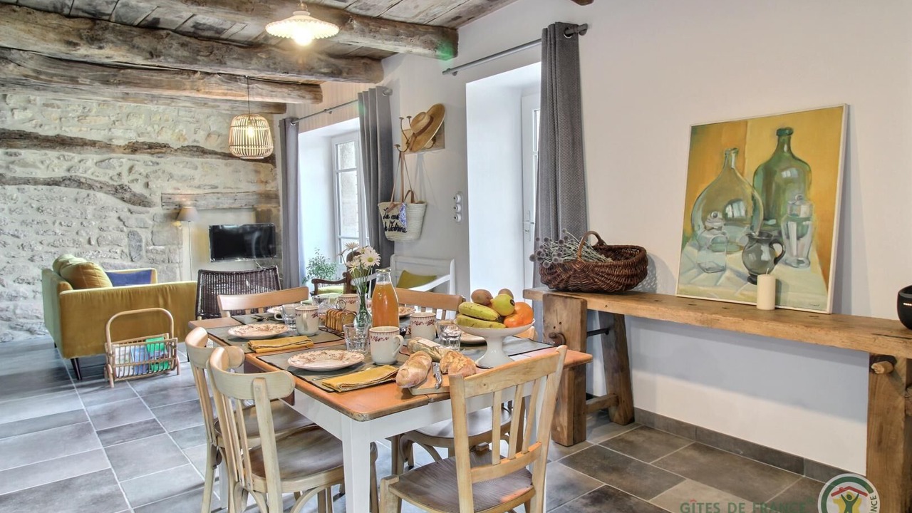 Photo of Others in Lehon