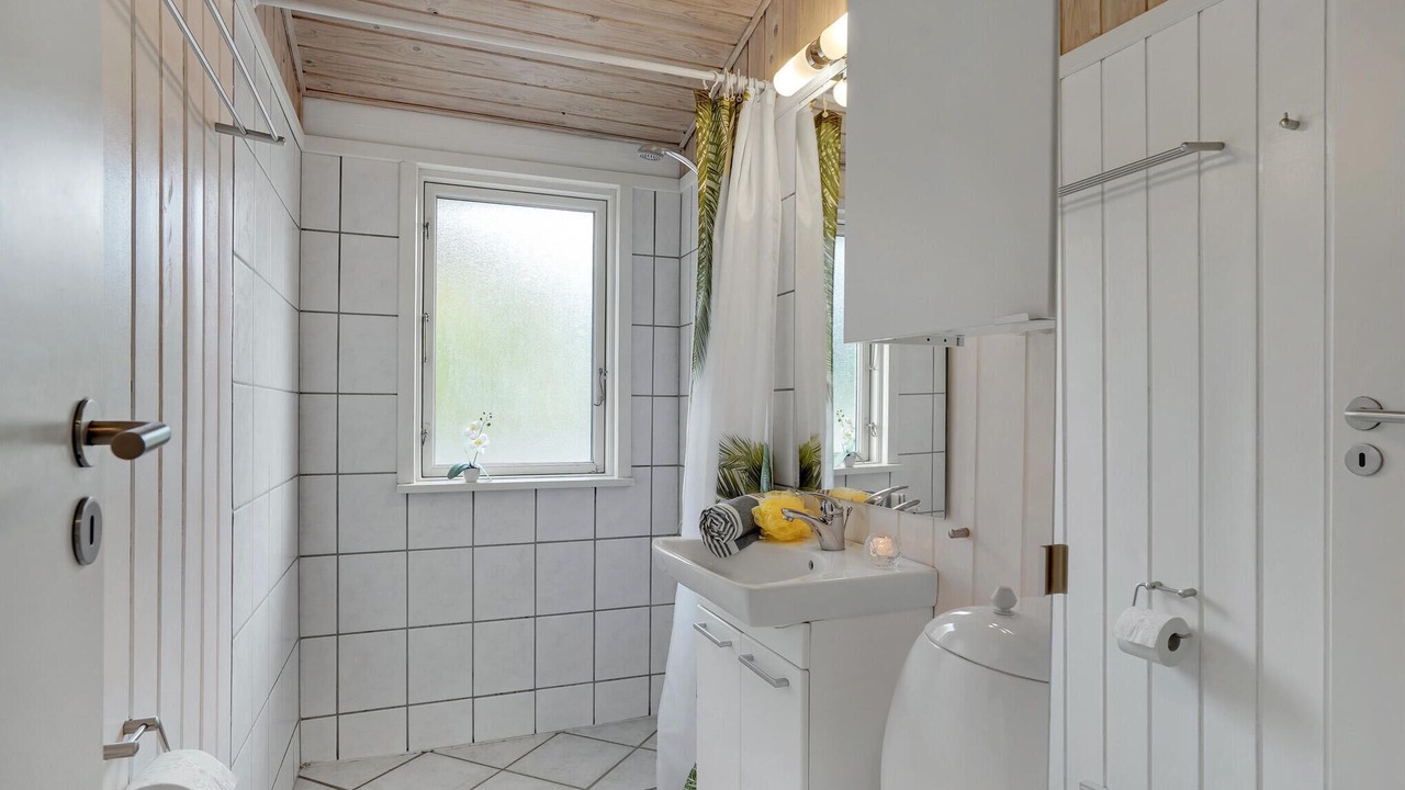 Photo of Bathroom in Nørre Lyngvig