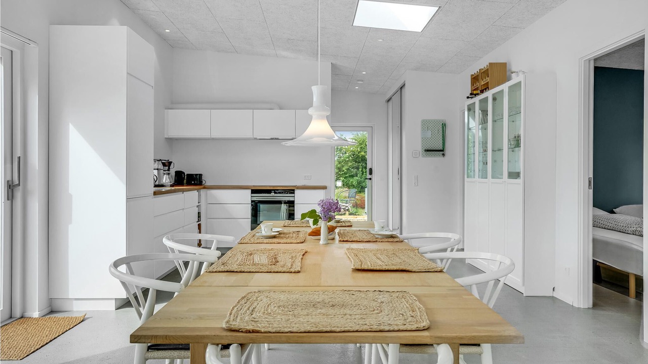 Photo of Others in Arø