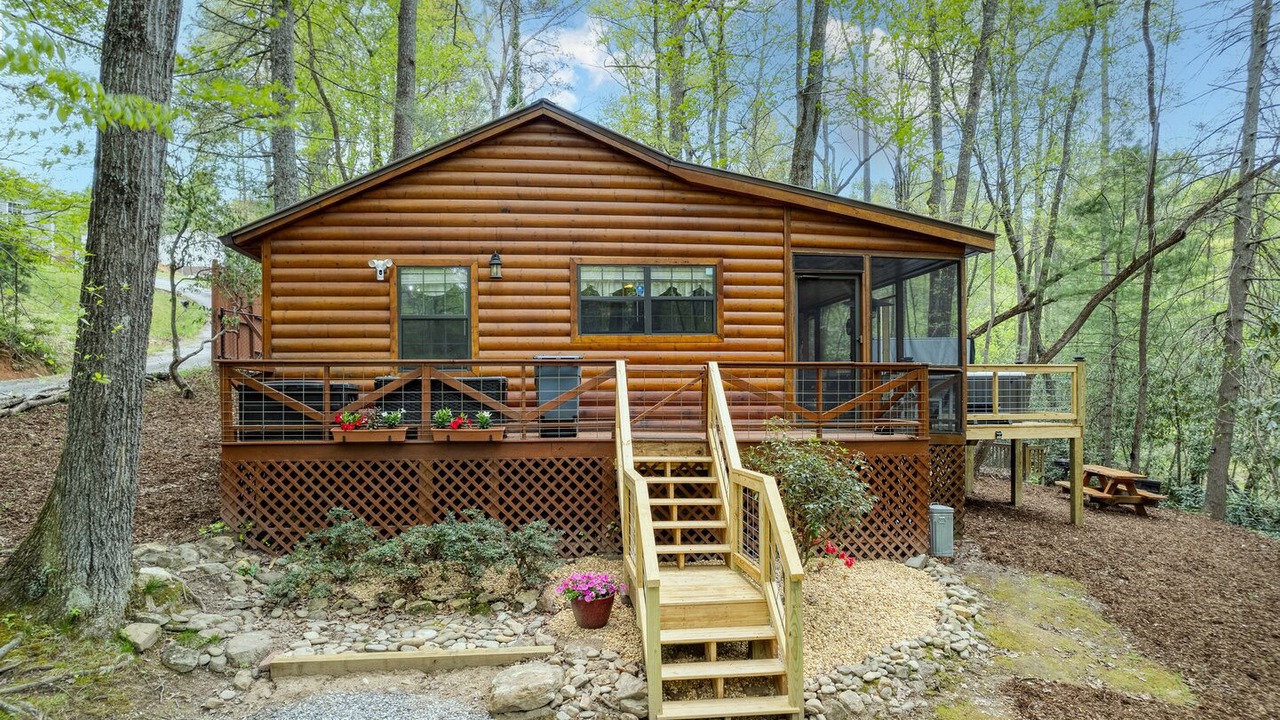 Photo of Outdoor in Morganton