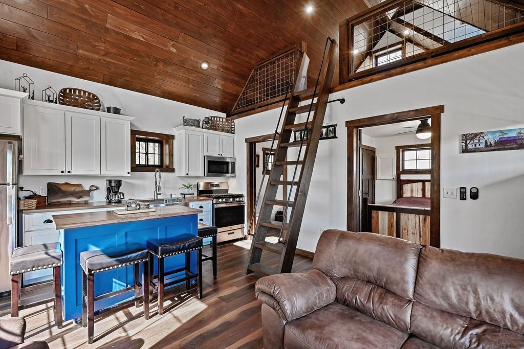 Photo of Livingroom in Cashton