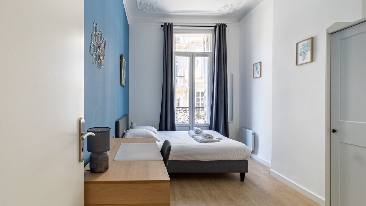 Photo of Bedroom in Noailles