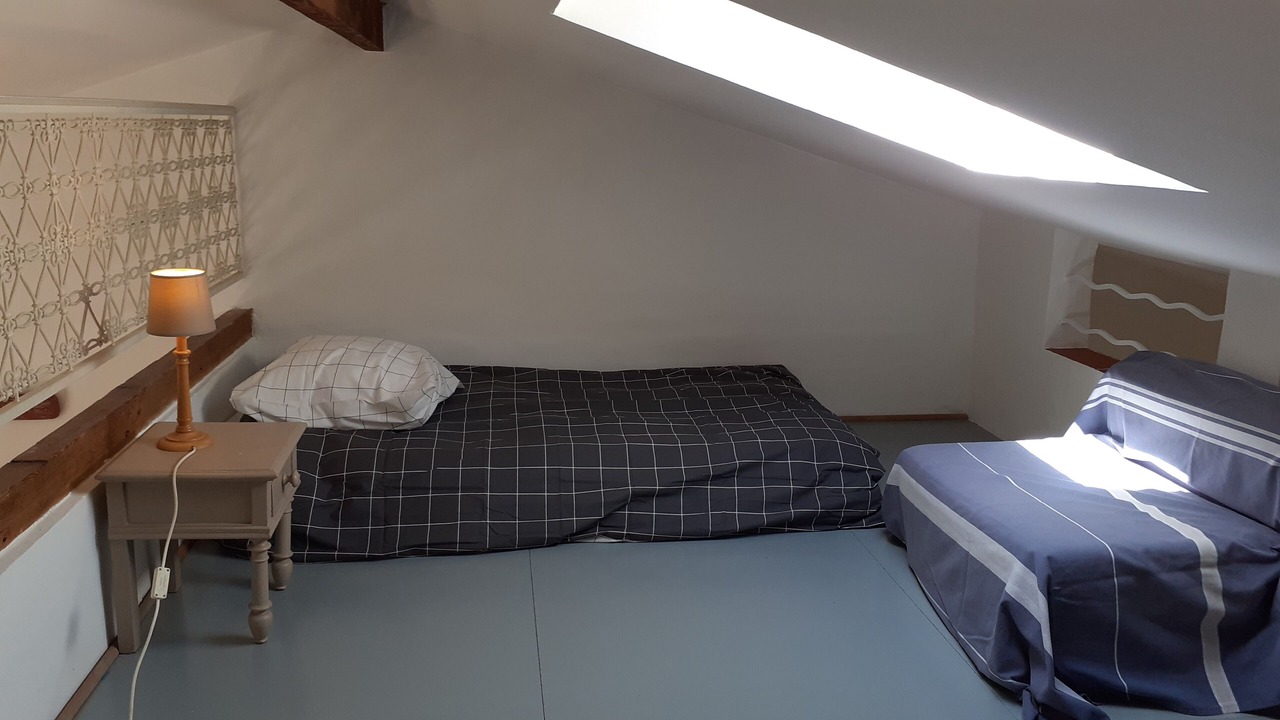 Photo of Bedroom in Ensues-la-Redonne