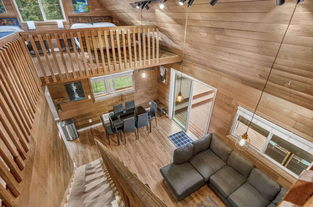 Photo of Others in Gold Bar