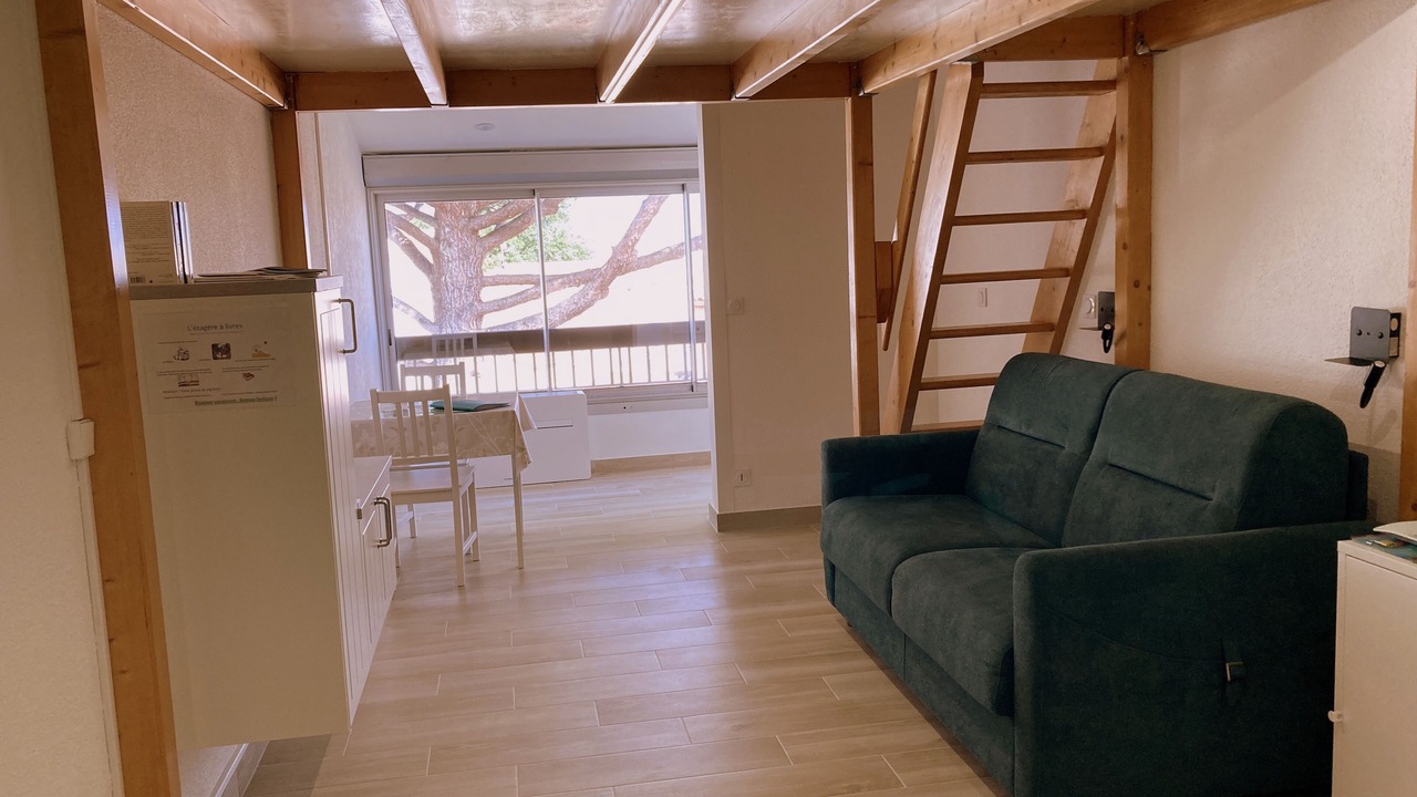 Photo of Livingroom in Marseillan Plage