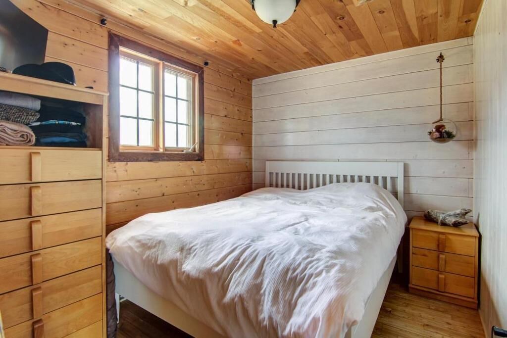 Photo of Bedroom in Lamarche