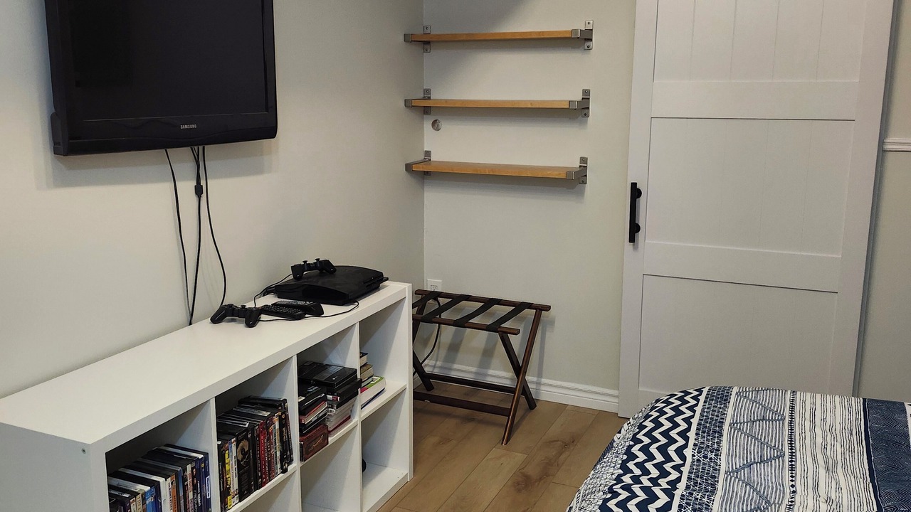 Photo of Bedroom in Gravenhurst