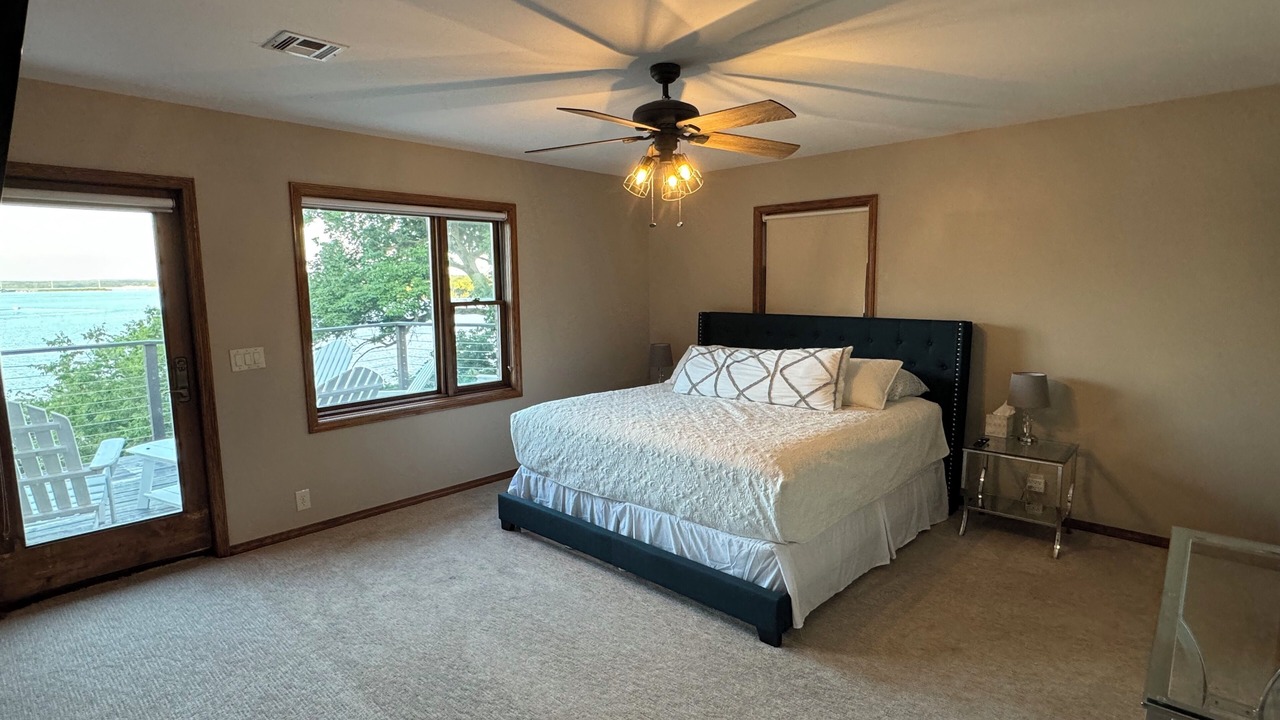 Photo of Bedroom in Grove