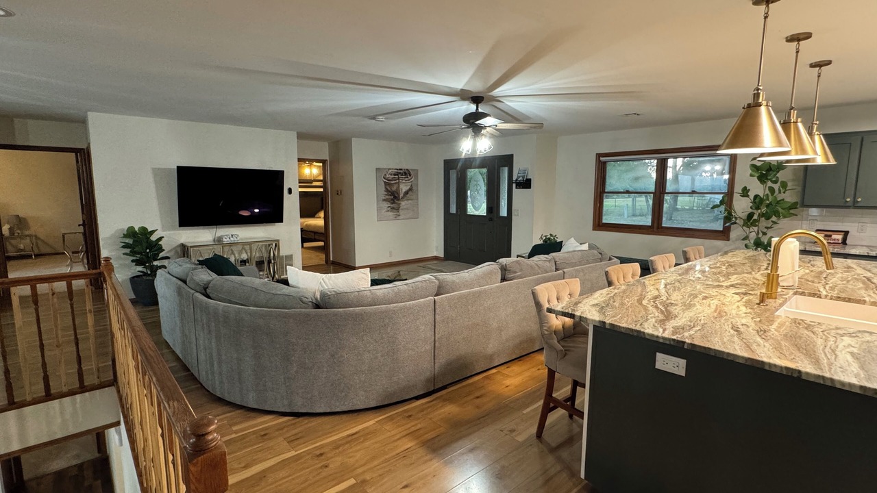Photo of Livingroom in Grove