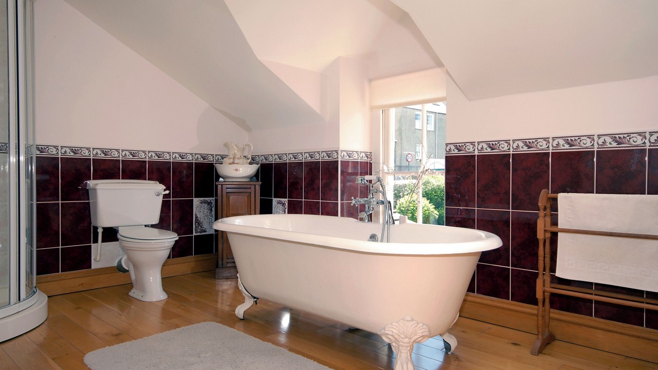 Photo of Bathroom in Aberaeron