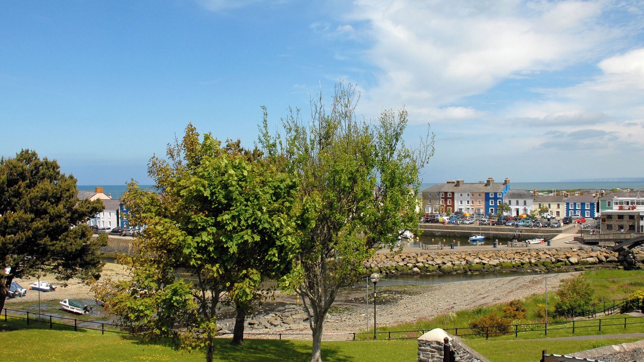 Photo of Others in Aberaeron