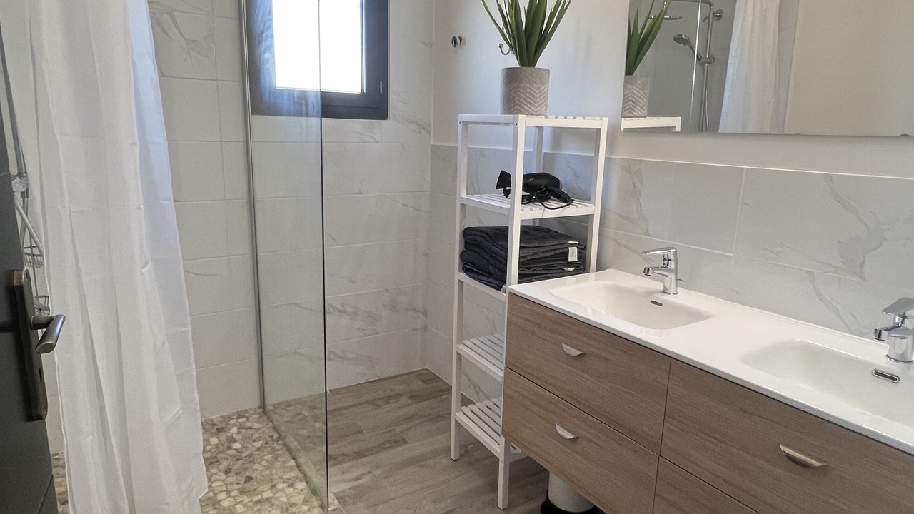 Photo of Bathroom in Les Vans