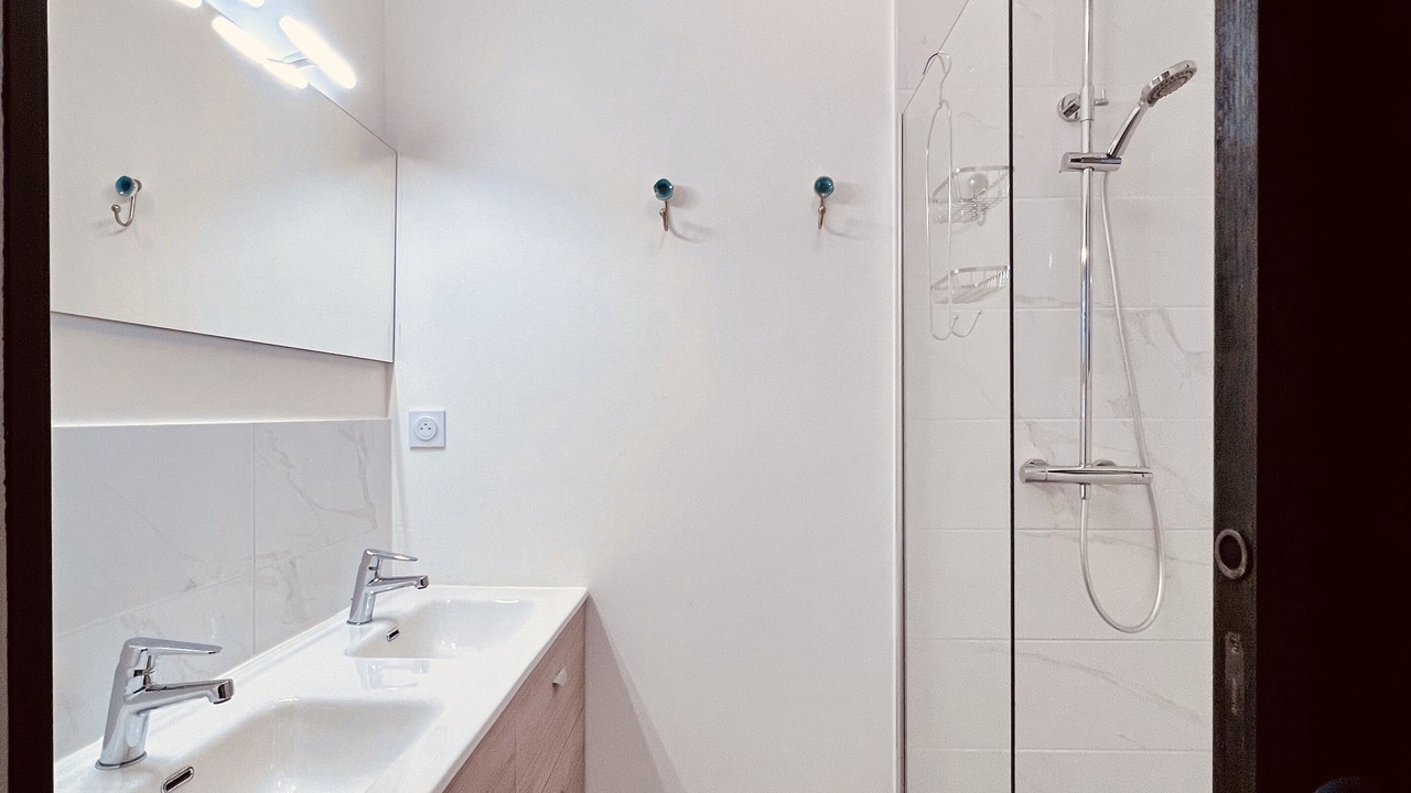 Photo of Bathroom in Les Vans