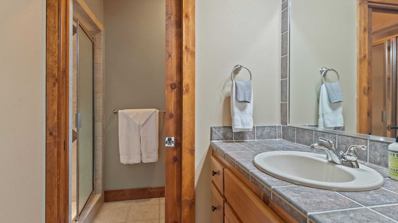 Photo of Bathroom in Horseshoe Bay West