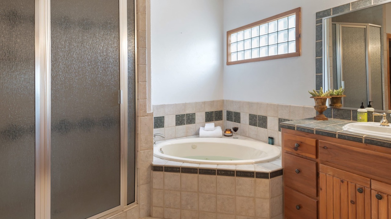 Photo of Bathroom in Horseshoe Bay West